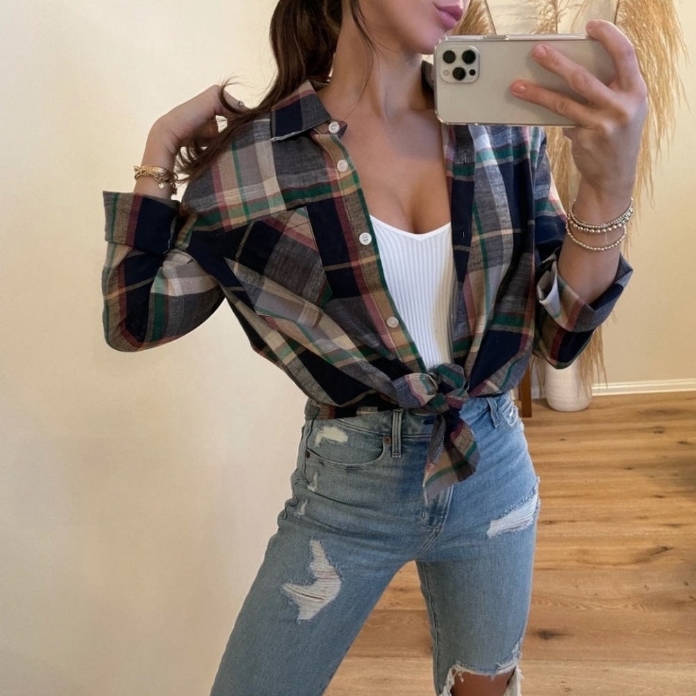 REPOSH button up plaid top